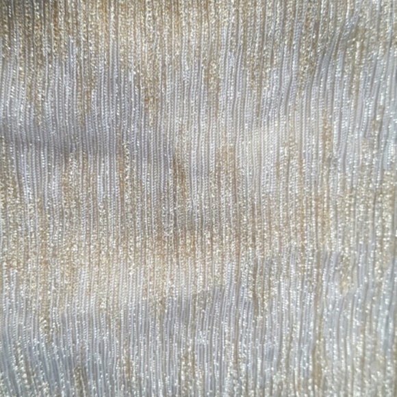 ❣️ Sale was 45$ down sizing ❣️ Gold surpliced dress- great holiday dress. - Picture 4 of 8